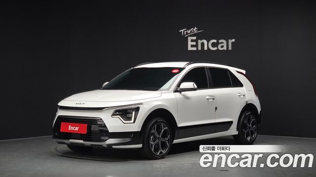 Kia Niro Signature 2024 — фото 1