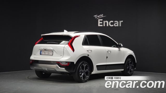 Kia Niro Signature 2024 — фото 2