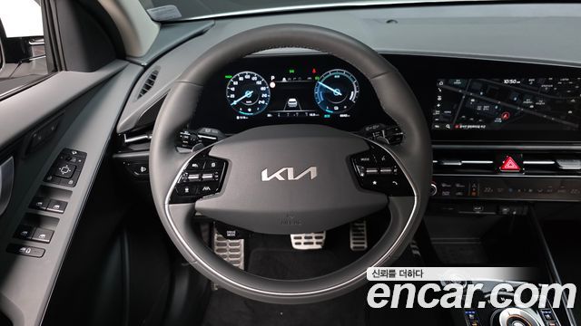 Kia Niro Signature 2024 — фото 13