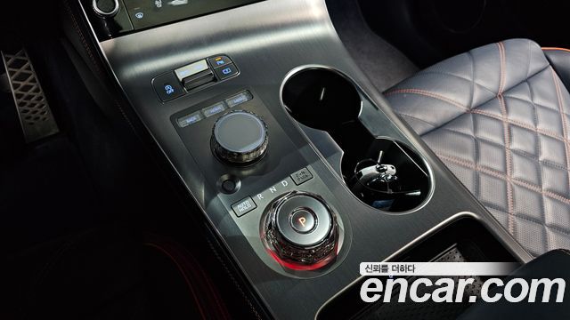 Genesis GV70 2.5T Gasoline 2WD 2025 — фото 9