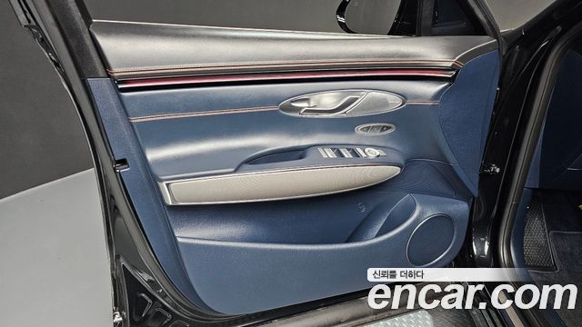 Genesis GV70 2.5T Gasoline 2WD 2025 — фото 24