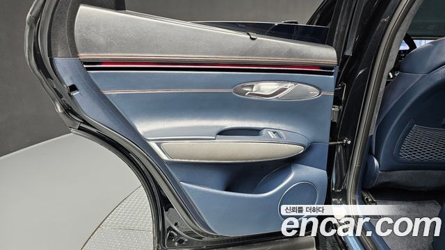Genesis GV70 2.5T Gasoline 2WD 2025 — фото 25