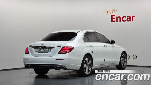 Mercedes-Benz E-Class (W213) E300 4MATIC AV Intelligent Drive 2017 — фото 2