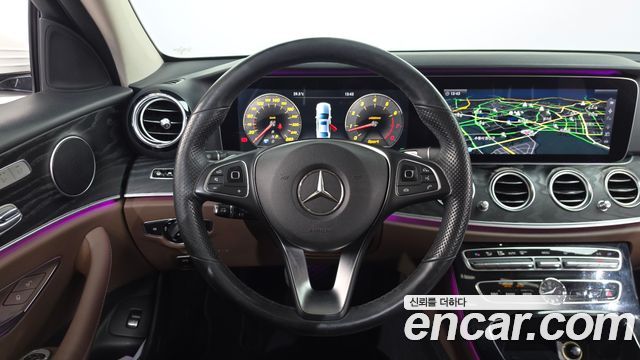 Mercedes-Benz E-Class (W213) E300 4MATIC AV Intelligent Drive 2017 — фото 13
