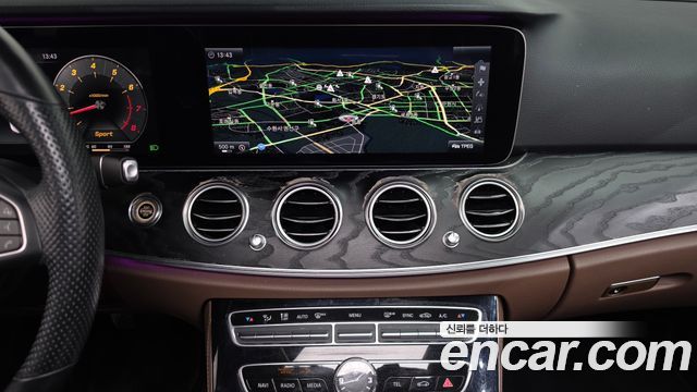 Mercedes-Benz E-Class (W213) E300 4MATIC AV Intelligent Drive 2017 — фото 14
