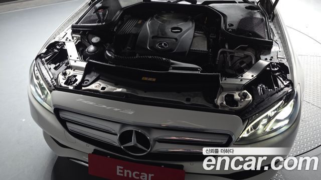 Mercedes-Benz E-Class (W213) E200 Avantgarde 2017 — фото 6