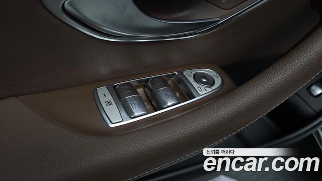 Mercedes-Benz E-Class (W213) E200 Avantgarde 2017 — фото 15