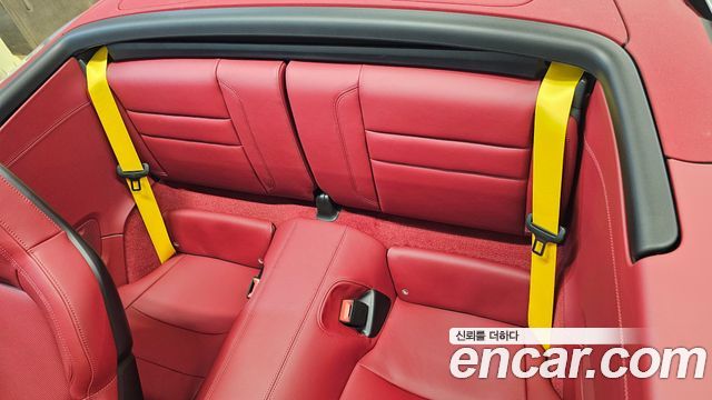 Porsche 911 (992) Carrera 4 GTS Cabriolet 2025 — фото 15