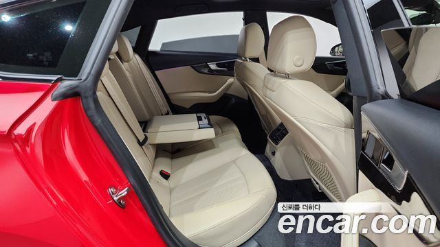 Audi A5 (F5) 45 TFSI Quattro Premium Sportback 2024 — фото 11