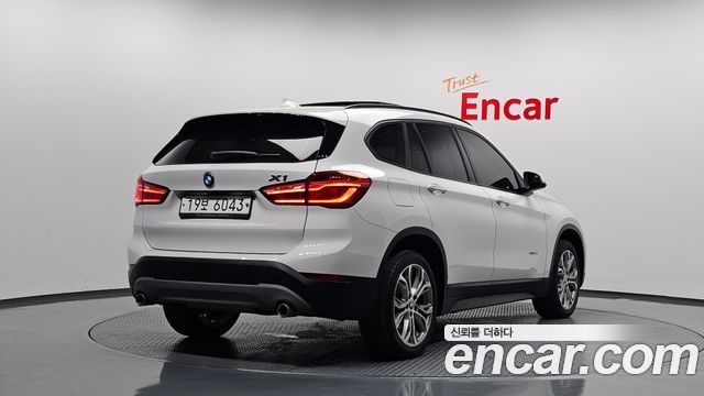 BMW X1 (F48) xDrive 20d Joy 2018 — фото 2