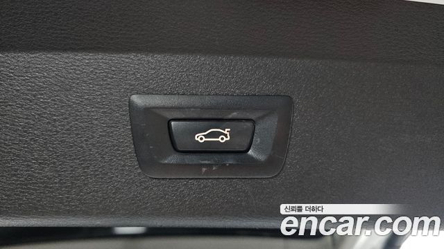 BMW X1 (F48) xDrive 20d Joy 2018 — фото 31