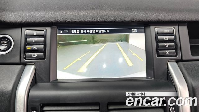 Land Rover Discovery Sport 2.0 TD4 HSE Luxury 2016 — фото 17
