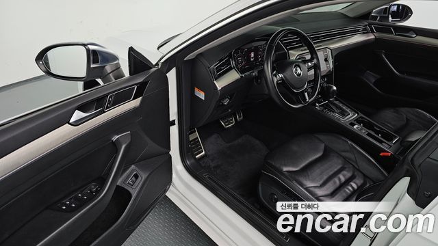Volkswagen Arteon 2.0 TDI Premium 2019 — фото 10