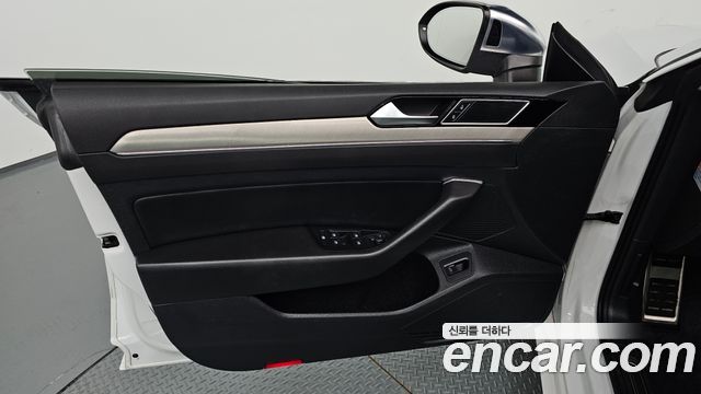 Volkswagen Arteon 2.0 TDI Premium 2019 — фото 24