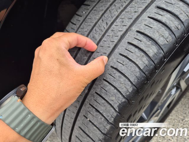 Hyundai Grandeur (GN7) 2,5 Gasoline 2WD Exclusive 2023 — фото 12