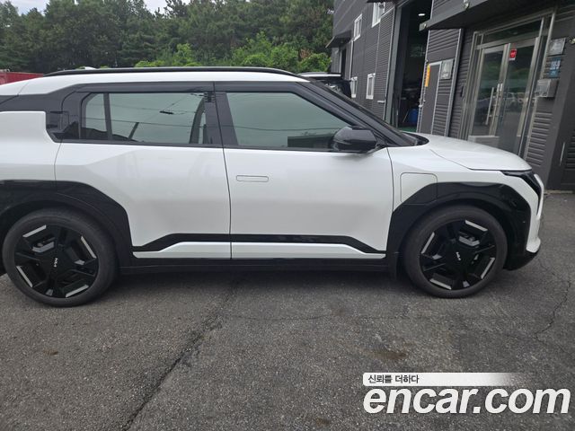 Kia EV3 Long Range 2WD GT Line 2025 — фото 7