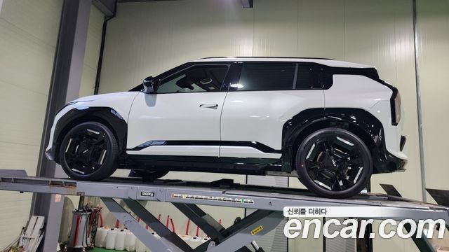 Kia EV3 Long Range 2WD GT Line 2025 — фото 21