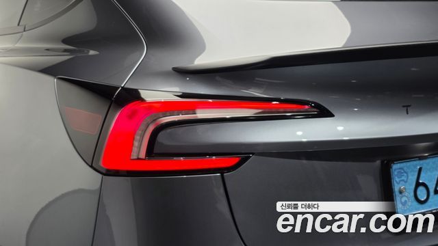 Tesla Model 3 Performance AWD 2024 — фото 29