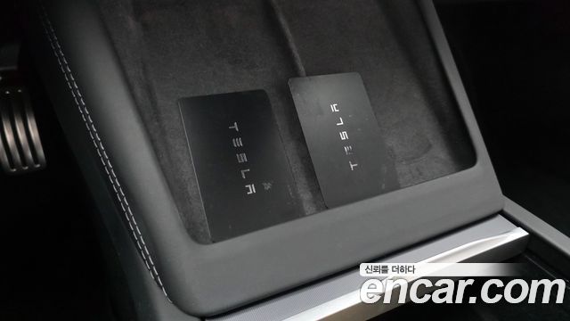 Tesla Model 3 Performance AWD 2024 — фото 36