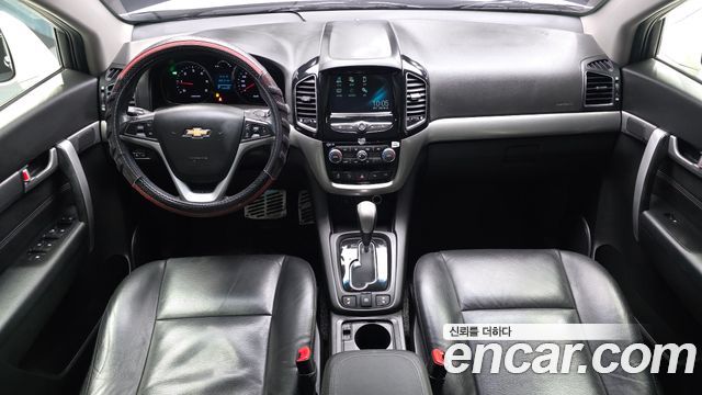 Chevrolet Captiva 2WD LTZ 2016 — фото 7