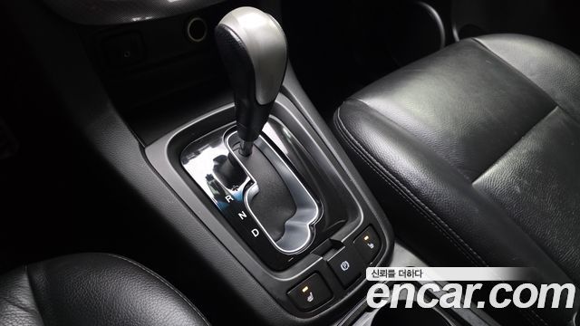 Chevrolet Captiva 2WD LTZ 2016 — фото 9