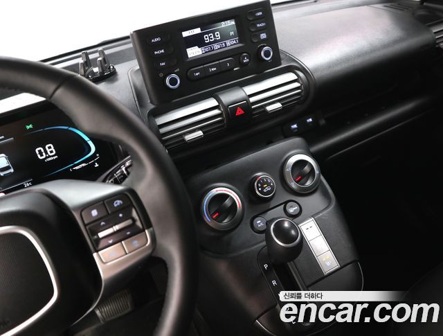 Hyundai Casper Turbo The Essential Light 2024 — фото 15