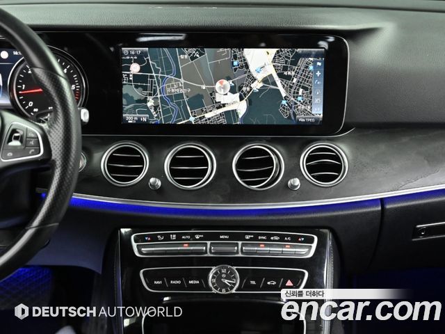 Mercedes-Benz E-Class (W213) E220d Avantgarde 2017 — фото 18