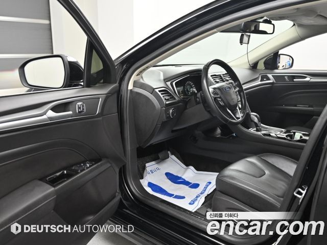 Ford Mondeo (IV) 2.0 Titanium 2016 — фото 15