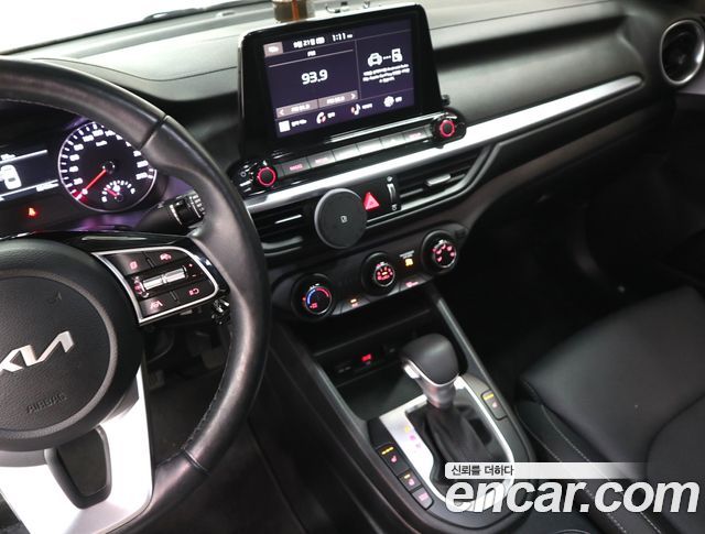 Kia K3 (II) 1.6 Trendy 2023 — фото 15