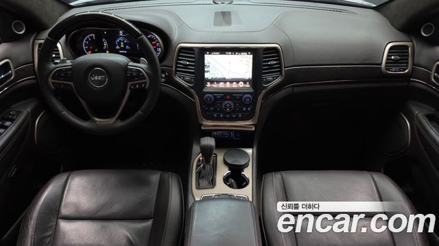 Jeep Grand Cherokee 3.0 Diesel Overland Summit WK2 2016 — фото 7
