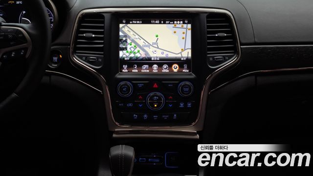 Jeep Grand Cherokee 3.0 Diesel Overland Summit WK2 2016 — фото 14