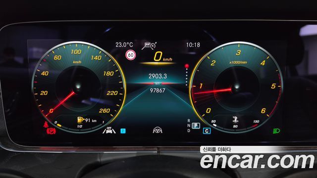 Mercedes-Benz E-Class (W213) E220d 4MATIC AMG Line 2021 — фото 8