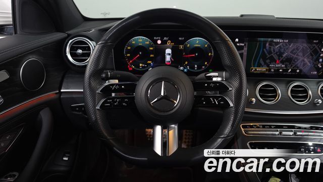 Mercedes-Benz E-Class (W213) E220d 4MATIC AMG Line 2021 — фото 12