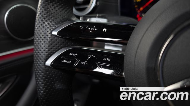 Mercedes-Benz E-Class (W213) E220d 4MATIC AMG Line 2021 — фото 17