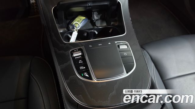 Mercedes-Benz E-Class (W213) E220d 4MATIC AMG Line 2021 — фото 28