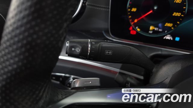 Mercedes-Benz E-Class (W213) E220d 4MATIC AMG Line 2021 — фото 36