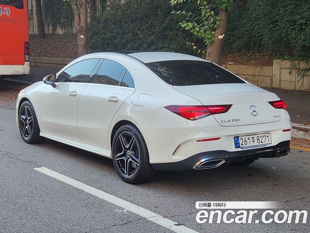 Mercedes-Benz CLA-Class (C118) CLA250 4MATIC 2023 — фото 2