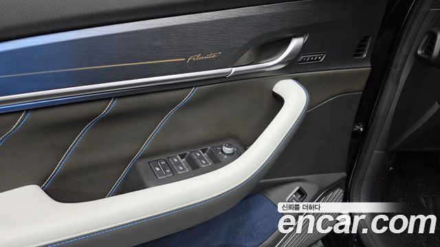 Renault Korea Filante 1.5 E-Tech Esprit Alpine 2WD 2027 — фото 20