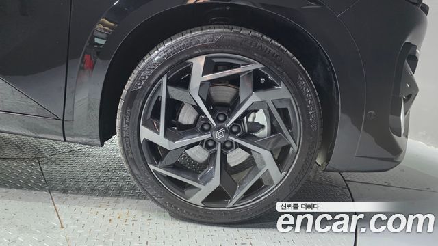 Renault Korea Filante 1.5 E-Tech Esprit Alpine 2WD 2027 — фото 21