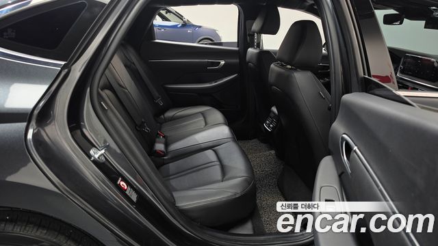 Hyundai Sonata (DN8) 1.6 Turbo Premium 2021 — фото 11