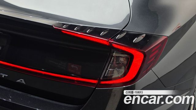 Hyundai Sonata (DN8) 1.6 Turbo Premium 2021 — фото 23