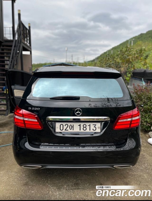 Mercedes-Benz B-Class (W246) B220 2018 — фото 4