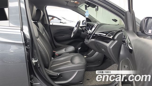 Chevrolet Spark Premier 2021 — фото 11