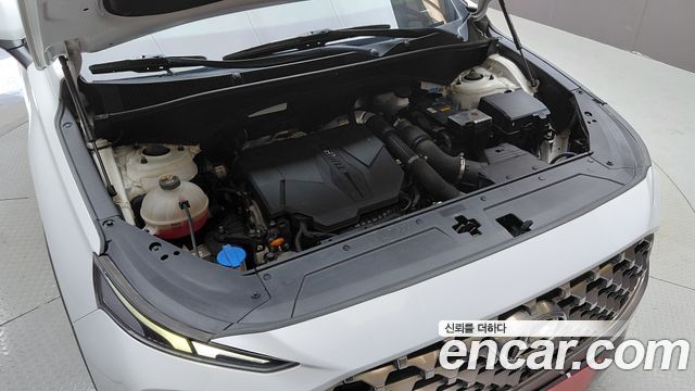 Hyundai Santa Fe Gasoline 2.5T 2WD Prestige 2022 — фото 6