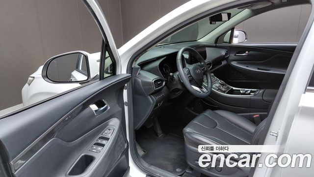 Hyundai Santa Fe Gasoline 2.5T 2WD Prestige 2022 — фото 10
