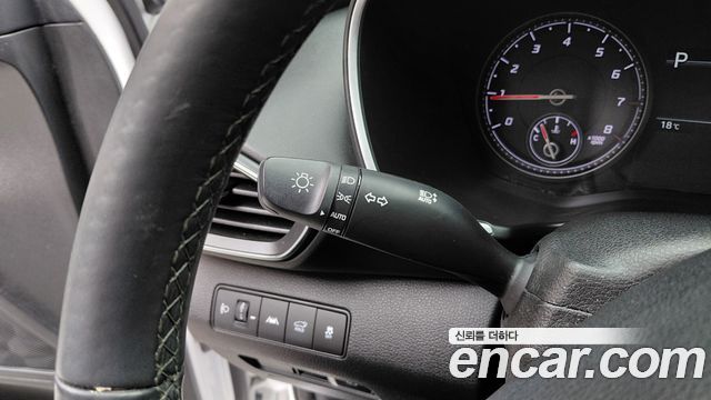 Hyundai Santa Fe Gasoline 2.5T 2WD Prestige 2022 — фото 28