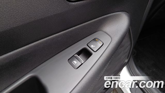 Hyundai Santa Fe Gasoline 2.5T 2WD Prestige 2022 — фото 31