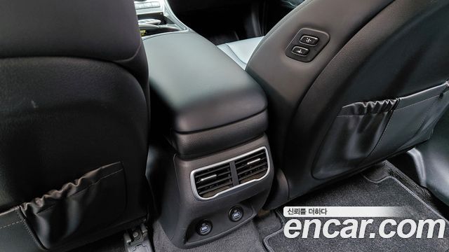 Hyundai Santa Fe Gasoline 2.5T 2WD Prestige 2022 — фото 32