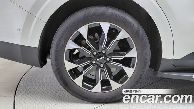 Kia Carnival (IV) Gasoline 9-Seater Signature 2023 — фото 5