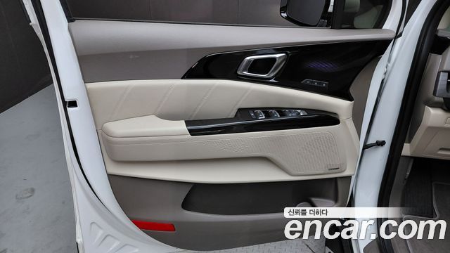 Kia Carnival (IV) Gasoline 9-Seater Signature 2023 — фото 24
